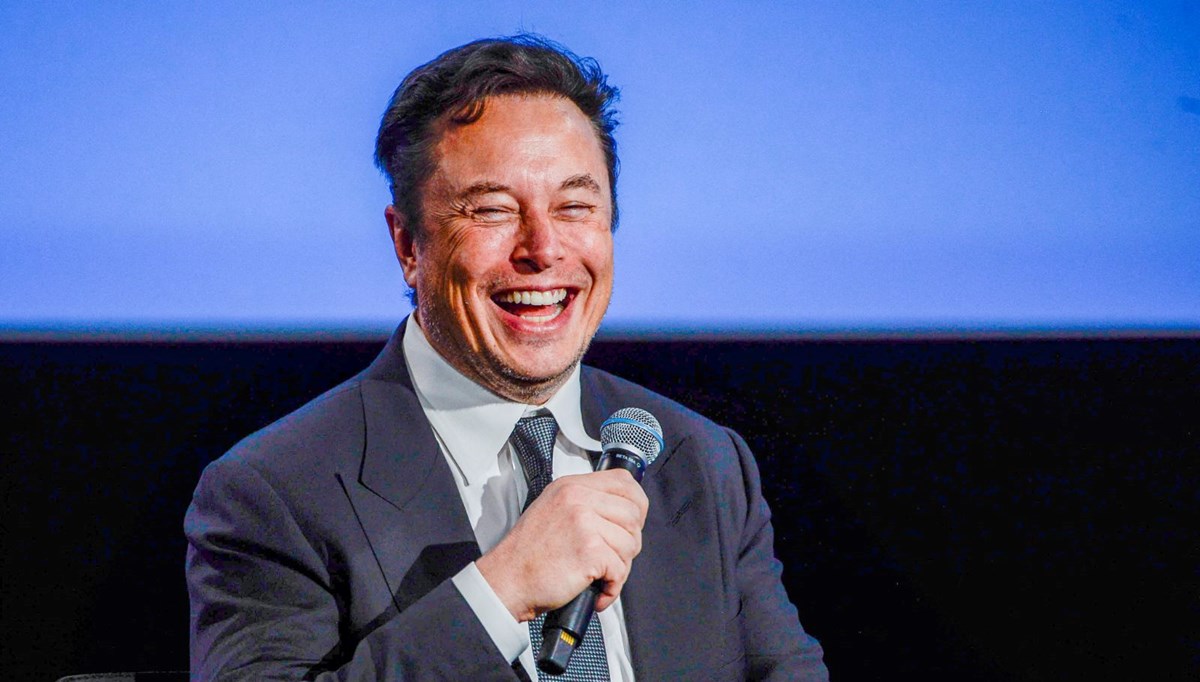 Elon Musk'ın şirketi SpaceX, NASA ile1,4 milyar dolarlık yeni bir sözleşme imzaladı